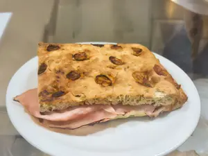 Sándwich de focaccia 3