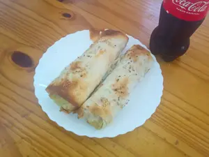 2 Arrollado De Pollo Y Gaseosa 500ml