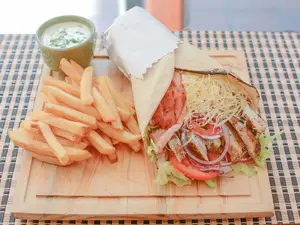 Shawarma xl especial + fritas