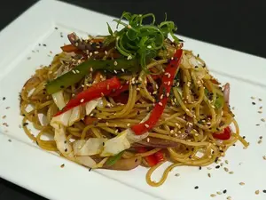 2x1 en yakisoba con verduras