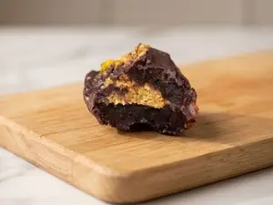 Dátil relleno bañado en choco