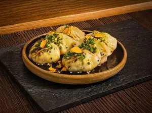 Dumplings x 6