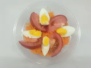 Zanahoria, tomate y huevo