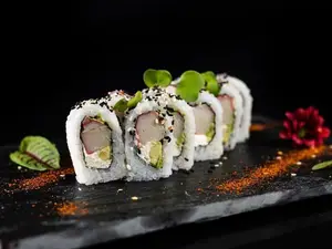 California roll (10 piezas)