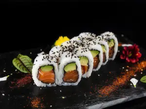 New York roll (10 piezas)