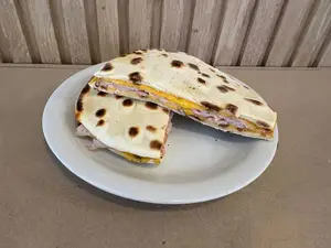 Tostado Lomito Y Chedar
