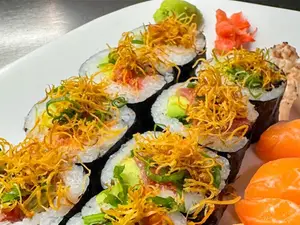 Roll spicy tuna maki