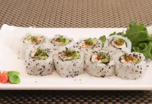 Sushi Sriracha Tofu Roll (8)