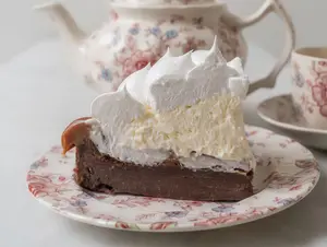 Porción de torta marquise