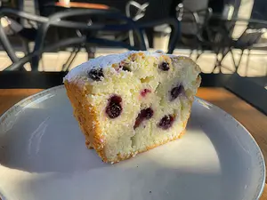 Budín de limón y amapolas