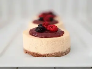 Cheesecake con frutos rojos