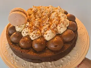 Marquise Con Crema Chantilly
