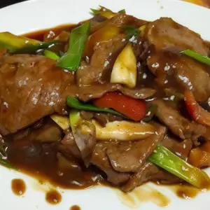65- carne salteada con verdeo
