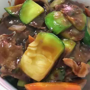 66- carne con salsa de ostras