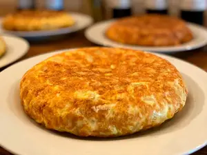 Tortilla de papas rellena