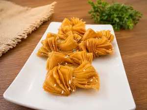 Pastelitos rellenos / dulce membrillo