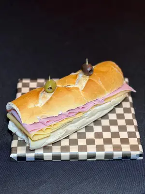 Sándwich j. cocido y queso