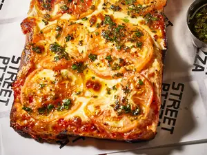 Pizza napolitana