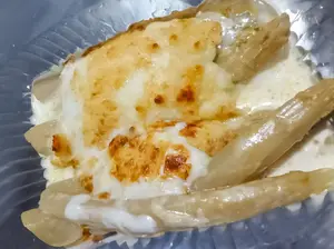 Espárragos gratinados