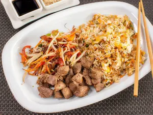 Wok de lomo