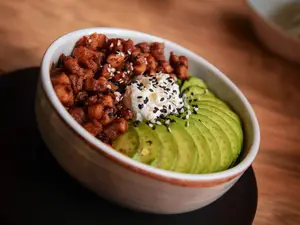 Pollo Teriyaki Salad