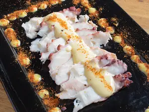 Tiradito de pulpo