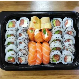 Rolls de salmón (30 piezas)