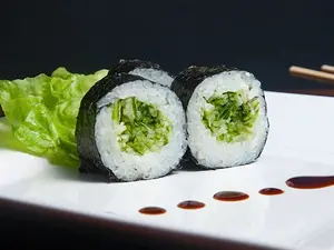 Maki pepino por (8 unidades)