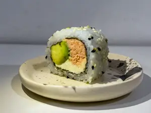 Salmon cream x8