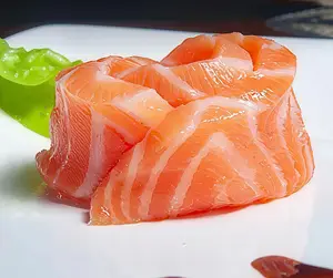 Sashimi salmón por (8 unidades)