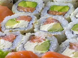 24 Piezas TODO SALMON