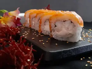 Harumi Roll 10 piezas
