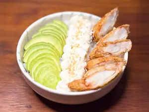 Sushibowl de langostino crispy