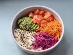 Poke Salmón