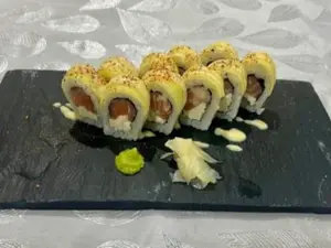 Roll tropical