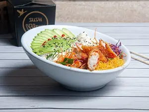 Sushi ebi crunch salad