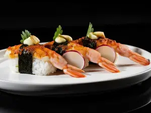 Niguiri de Langostino Anticuchero (3u).