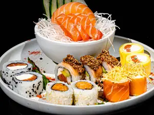 Combinado SushiClub (15 piezas)