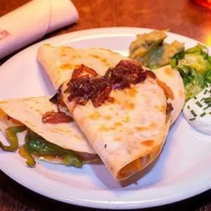 Quesadilla veggie(2 uni)