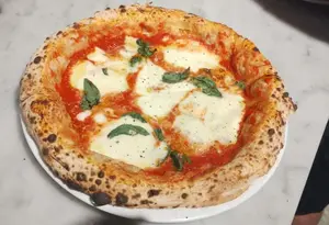 Pizza Margherita