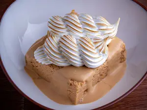 Tres leches de dulce de leche