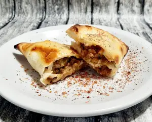 Empanada De Carne Picante