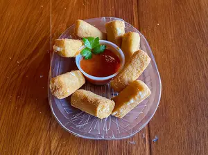 Bastones de mozzarella