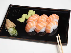 Nigiri de salmón