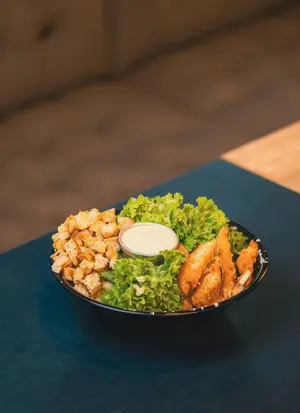 Ensalada Caesar Con Pollo