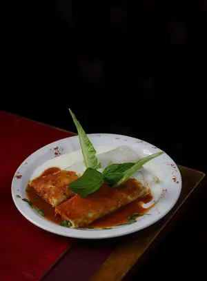 Canelones a la boloñesa