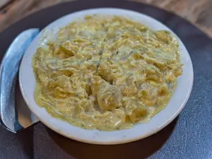 Ñoquis con salsa cuatro quesos
