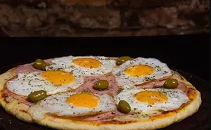 Pizza americana grande
