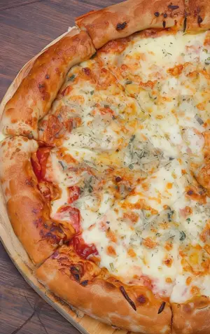Pizza de muzzarella grd 8 porc