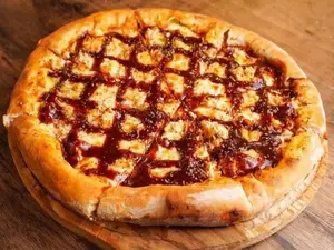 Pizza pollo barbacoa chica 4p